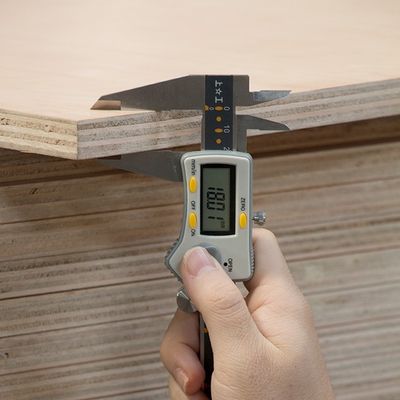 ไม้อัดไม้อัดเชอร์รี่อเมริกันแฟนซีมงกุฎตัดไม้วีเนียร์จาก Mdf Particle Board สำหรับเฟอร์นิเจอร์และตู้
