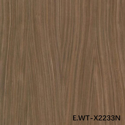 ผงไม้ที่ได้รับการออกแบบสูง ญี่ปุ่น European Walnut E.WT-X2233N Quarter Cut Straight Grain 0.6mm สําหรับรถยนต์ภายใน OEM