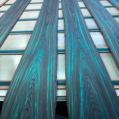 Plant Dyed Eco-Friendly Natural Wood Veneer, Iridescent Colorful Decorative Wood Veneer for Furniture, Cabinet & Interior Wall Decoration