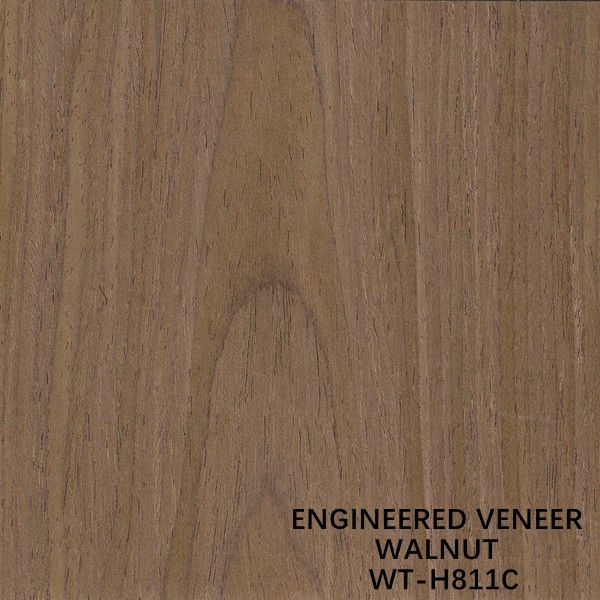 แผ่นไม้อัด Recon Walnut Wood หั่นบาง ๆ H811C Crown Copy 2500 * 640mm ผิวประตูขนาดยาว